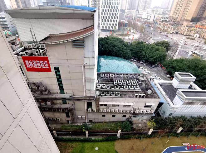 司已采取降噪措施业主反馈有改善 后续或安隔音墙凯发app网站小区居民“噪音之困”追踪：涉事公(图2)